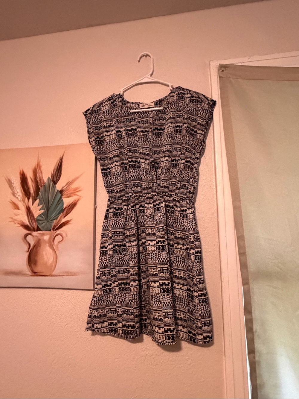 Black and White Patterned Women's Dress